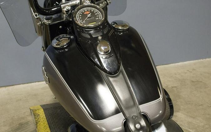 2015 Harley-Davidson® FLS - Softail Slim®