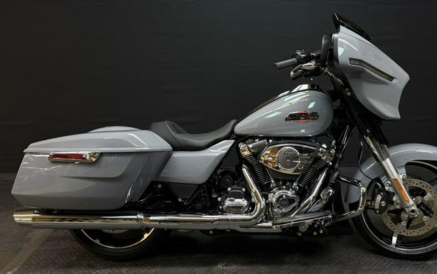Harley-Davidson® Street Glide® 2026 FLHX DRK BILIARD GRY
