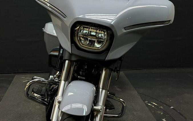Harley-Davidson® Street Glide® 2026 FLHX DRK BILIARD GRY