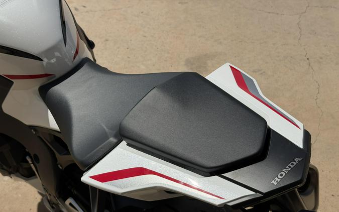 2027 HONDA CBR1000RR