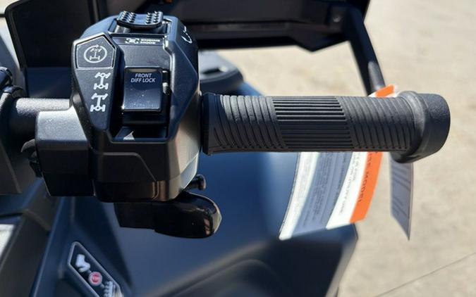 2027 Can-Am Outlander MAX XT-P 10.25 In.