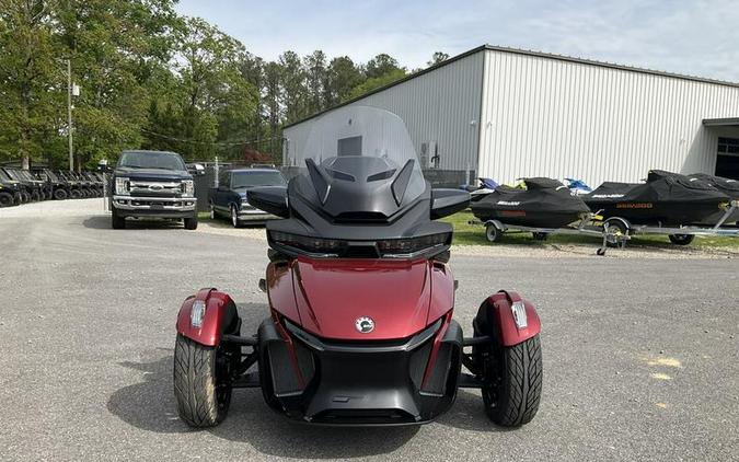 2024 Can-Am® Spyder RT Limited Dark Wheels