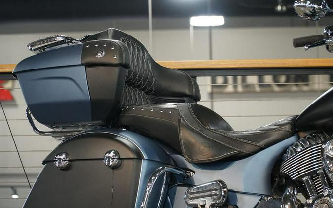 2021 Indian Motorcycle® Roadmaster® Icon Blue Slate Smoke/Black Smoke