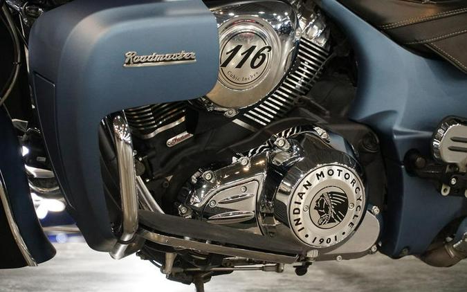 2021 Indian Motorcycle® Roadmaster® Icon Blue Slate Smoke/Black Smoke