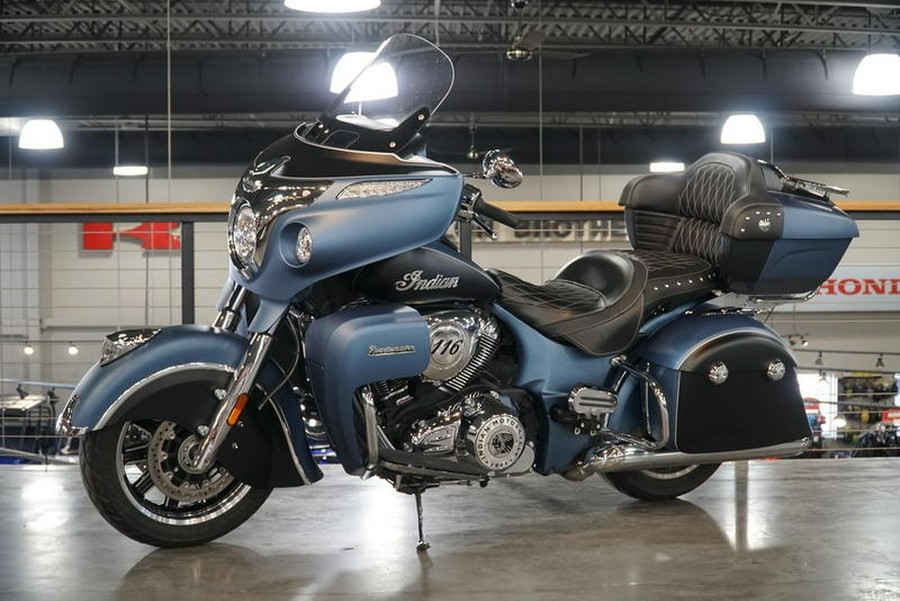 2021 Indian Motorcycle® Roadmaster® Icon Blue Slate Smoke/Black Smoke