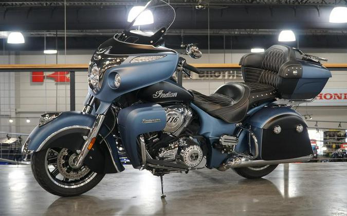 2021 Indian Motorcycle® Roadmaster® Icon Blue Slate Smoke/Black Smoke