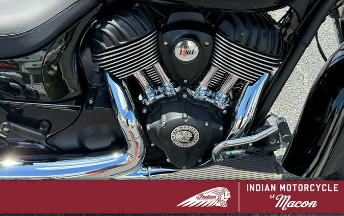 2023 Indian Motorcycle® Chieftain® Black Metallic