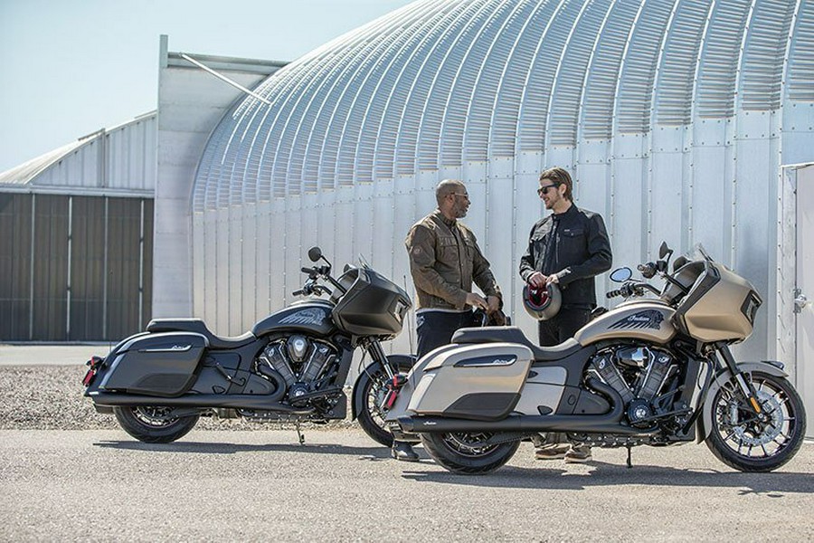 2020 Indian Motorcycle Challenger® Dark Horse®