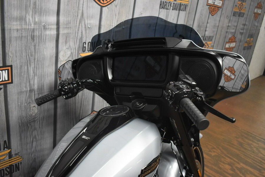FLHX 2024 Street Glide®