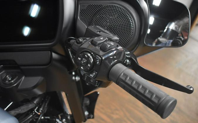 FLHX 2024 Street Glide®