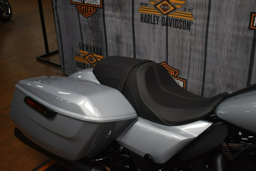 FLHX 2024 Street Glide®