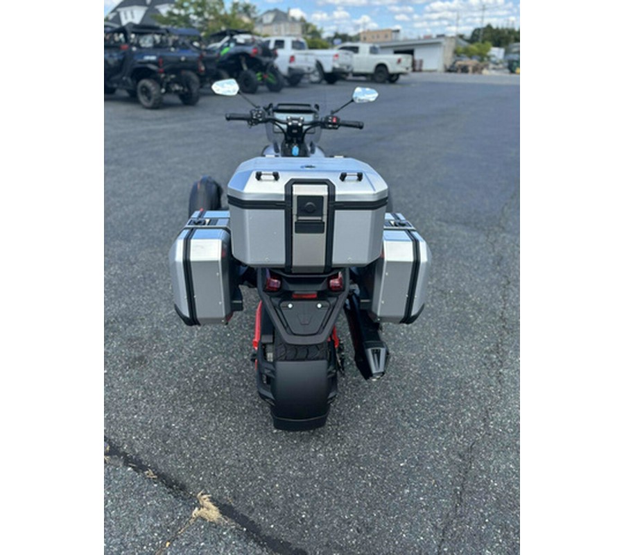 2025 Can-Am Canyon? XT