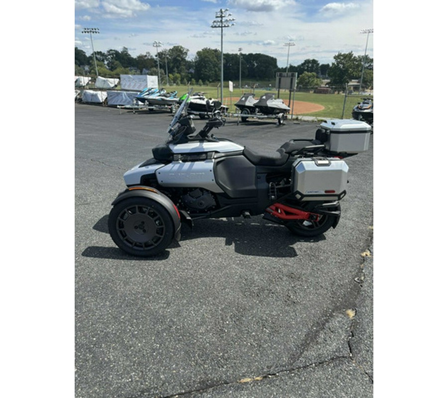 2025 Can-Am Canyon? XT