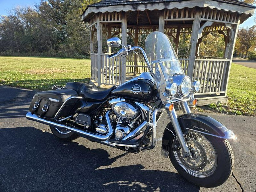 2009 Harley-Davidson® FLHRC - Road King® Classic