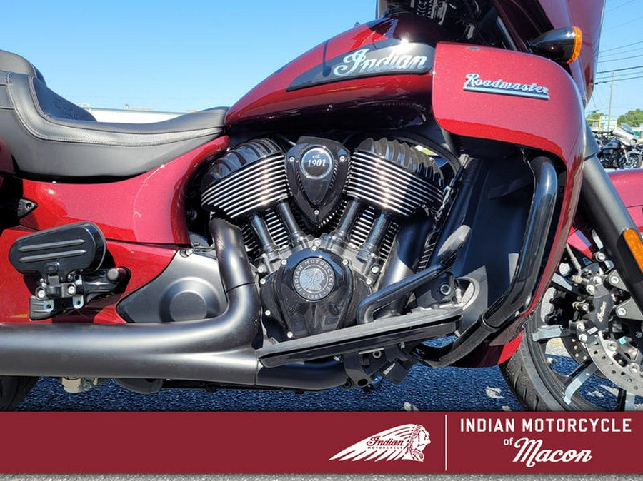 2024 Indian Motorcycle® Roadmaster® Dark Horse® Maroon Metallic