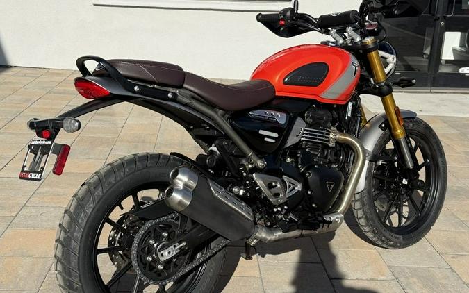 2026 Triumph Scrambler 400 X Baja Orange/Aluminium