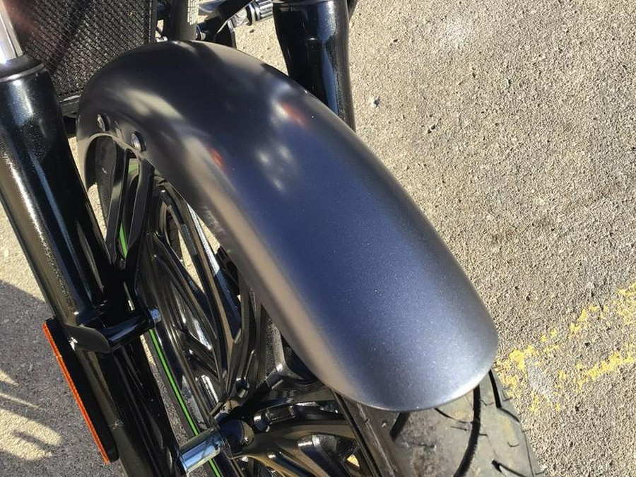 2013 Kawasaki Vulcan® 900 Custom