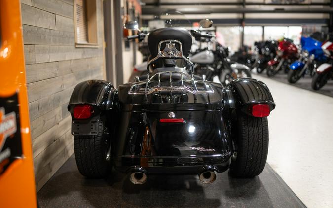 2015 Freewheeler (FLRT)