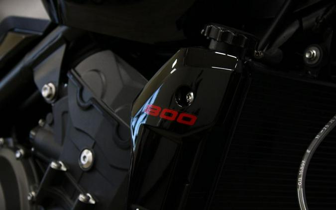 New 2026 Triumph TRIDENT 800