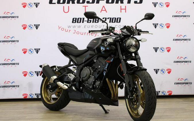 New 2026 Triumph TRIDENT 800