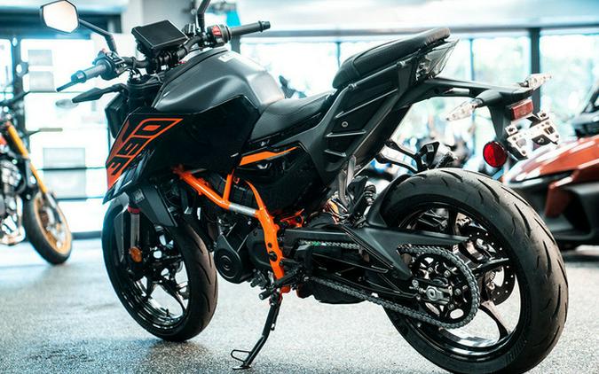 2026 KTM Duke 390