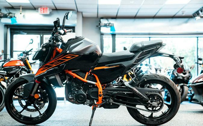 2026 KTM Duke 390