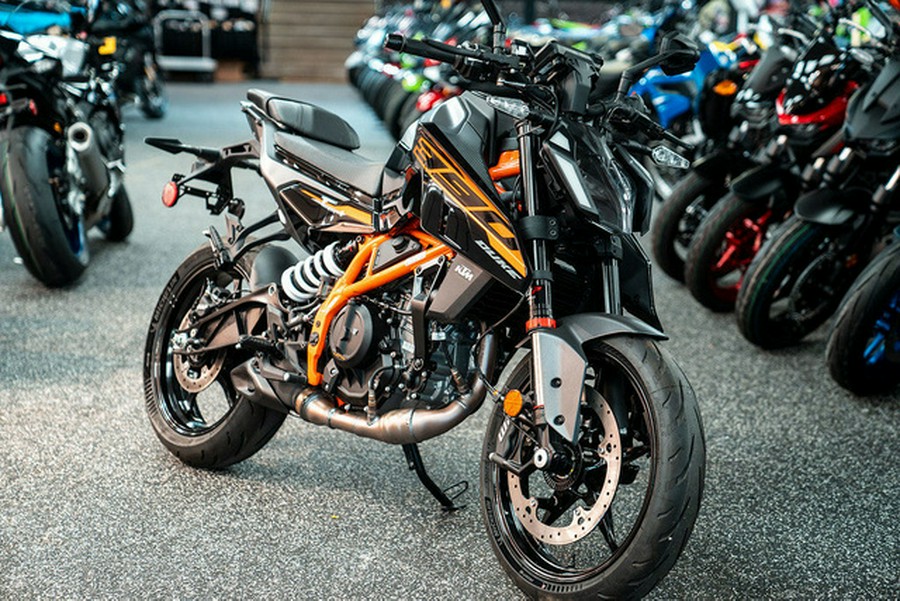 2026 KTM Duke 390