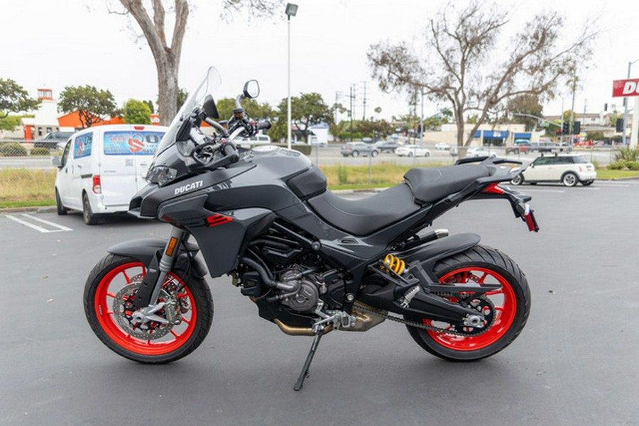 2023 Ducati Multistrada V2 S Thrilling Black & Street Grey