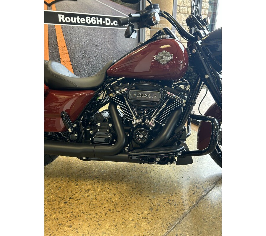 2024 Harley-Davidson Road King Special Red Rock