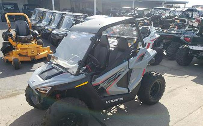 2024 Polaris RZR 200 EFI