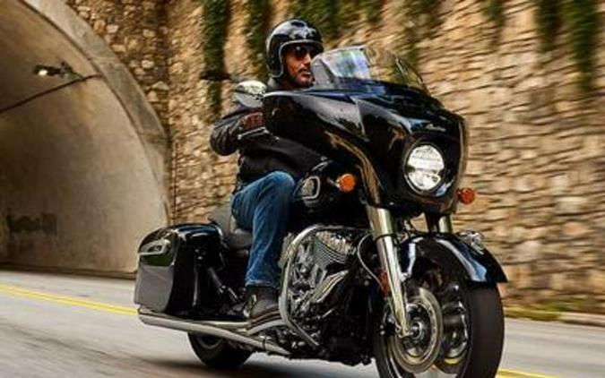 2023 Indian Motorcycle® Chieftain® Limited Black Metallic