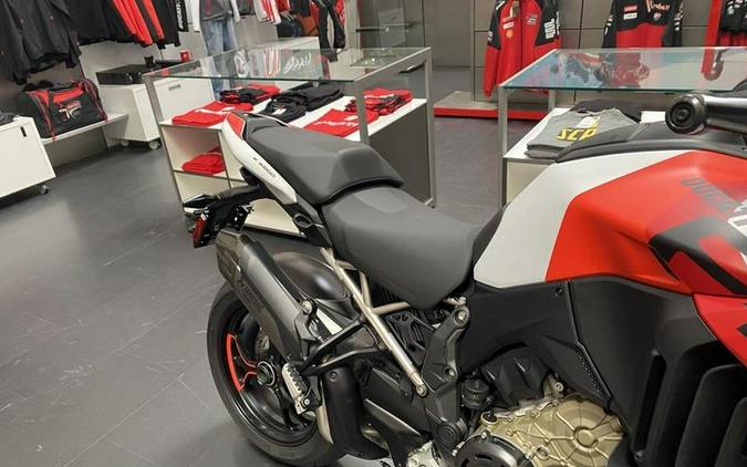 2024 Ducati Multistrada V4 RS