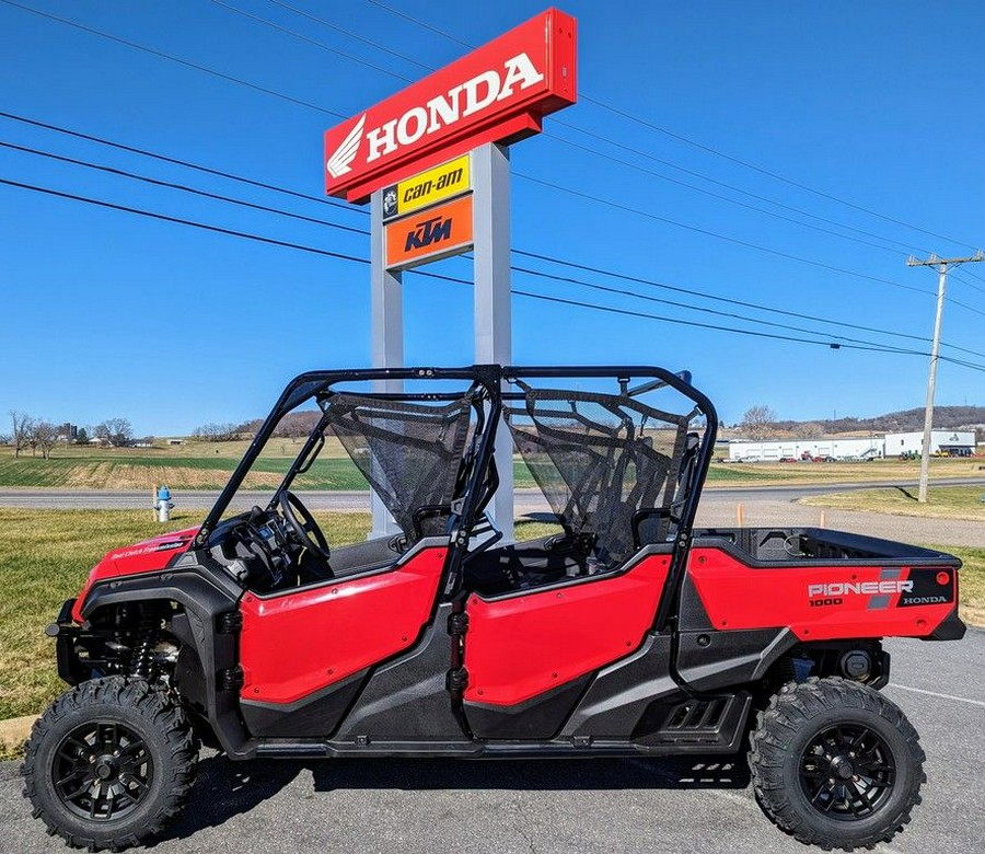 2024 Honda® Pioneer 1000-6 Deluxe Crew