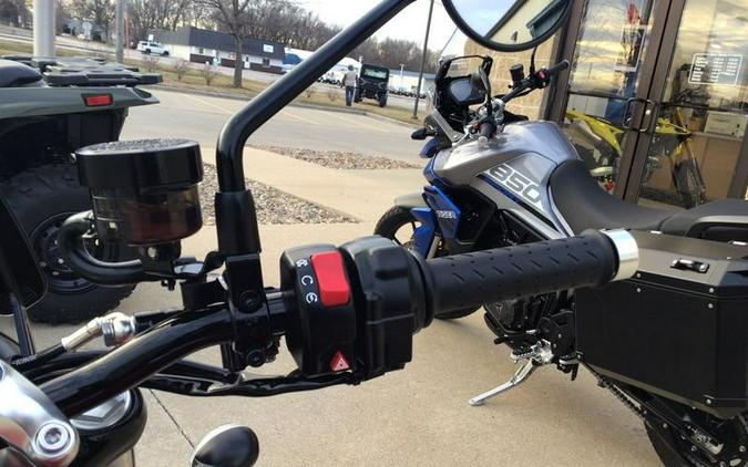 2023 Triumph Speed Twin 900 Chrome Edition Red Hopper