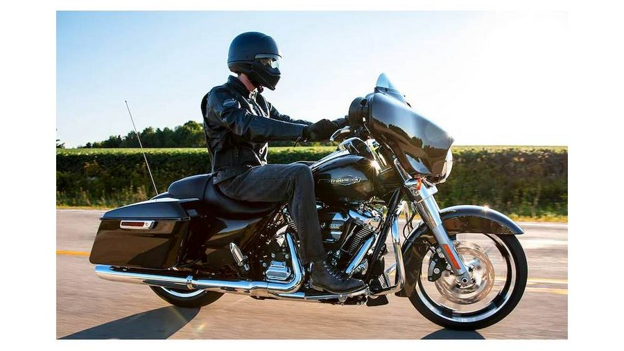 2021 Harley-Davidson® STREET GLIDE