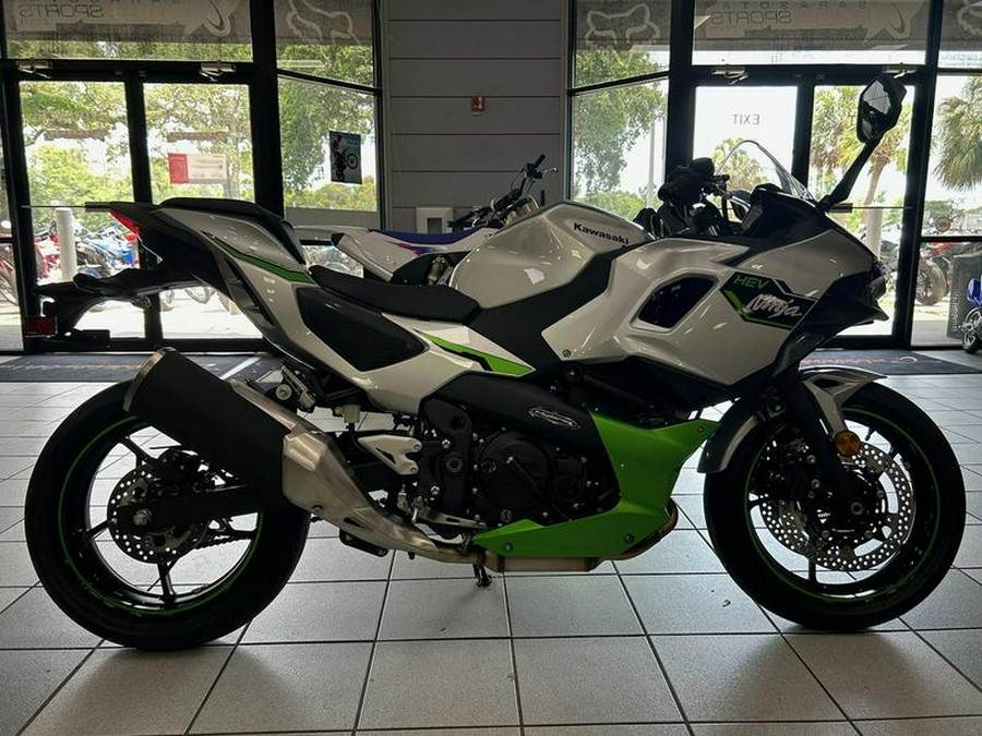 2024 Kawasaki Ninja® 7 Hybrid ABS