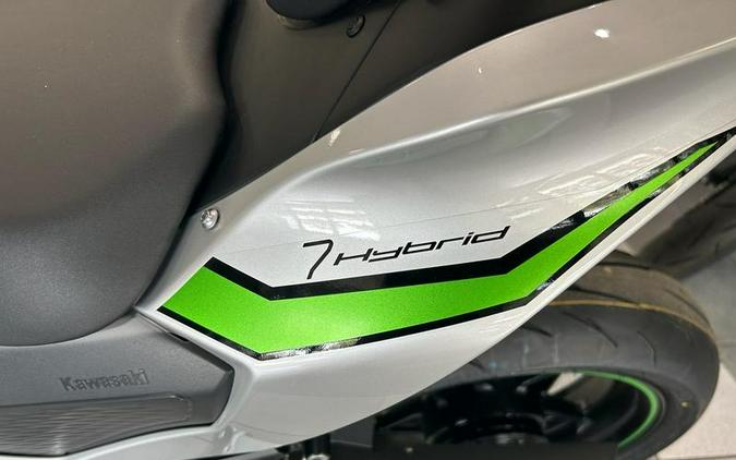 2024 Kawasaki Ninja® 7 Hybrid ABS