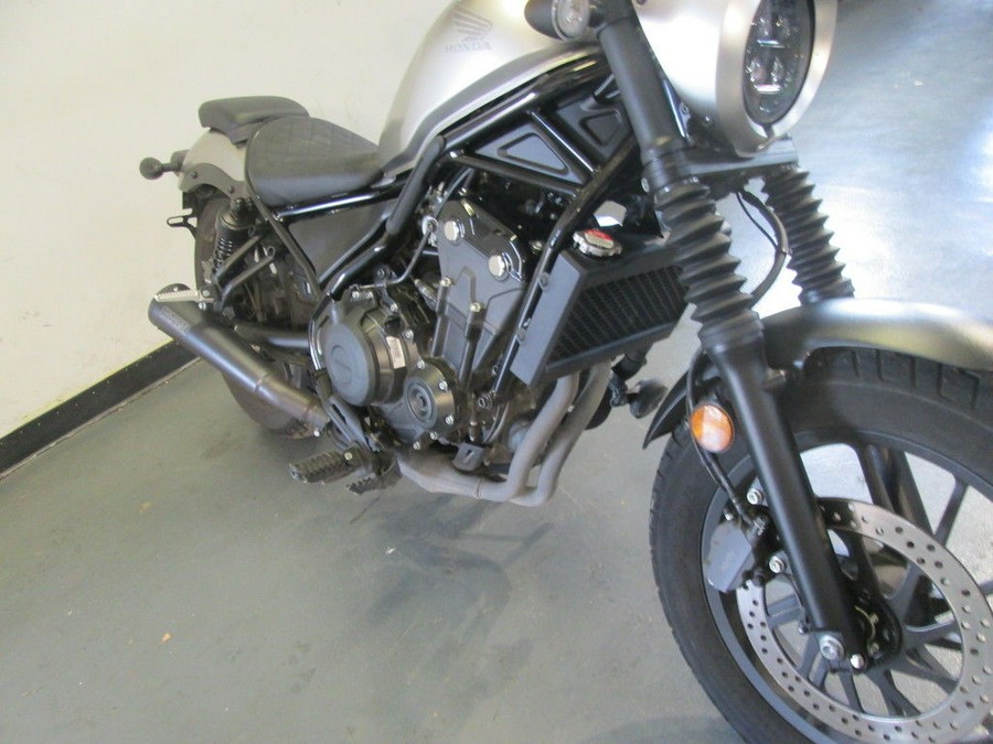 2022 Honda® Rebel 500 ABS SE