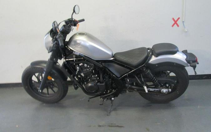 2022 Honda® Rebel 500 ABS SE