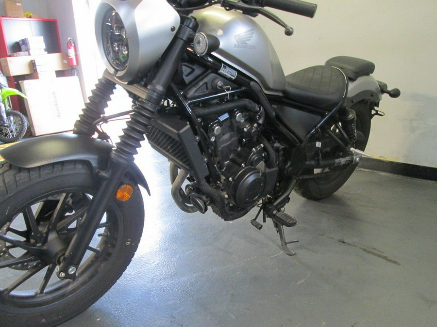 2022 Honda® Rebel 500 ABS SE