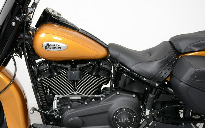 2023 Harley-Davidson FLHCS Heritage Classic