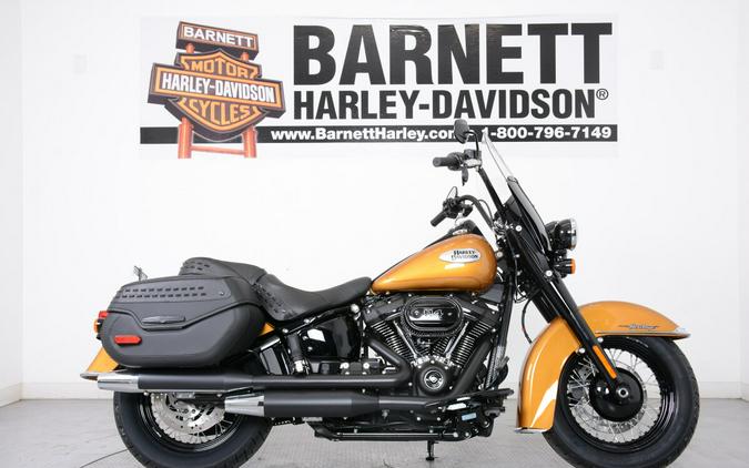 2023 Harley-Davidson FLHCS Heritage Classic