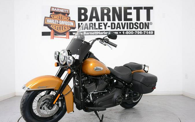 2023 Harley-Davidson FLHCS Heritage Classic