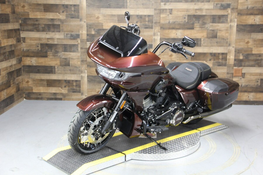 2024 Harley-Davidson CVO™ Road Glide Copperhead