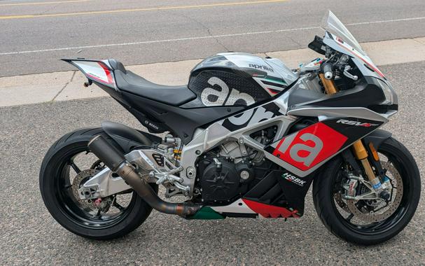 2016 Aprilia RSV4 RF ABS