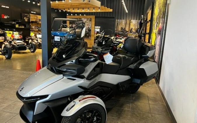 2023 Can-Am Spyder RT Limited Dark Wheels