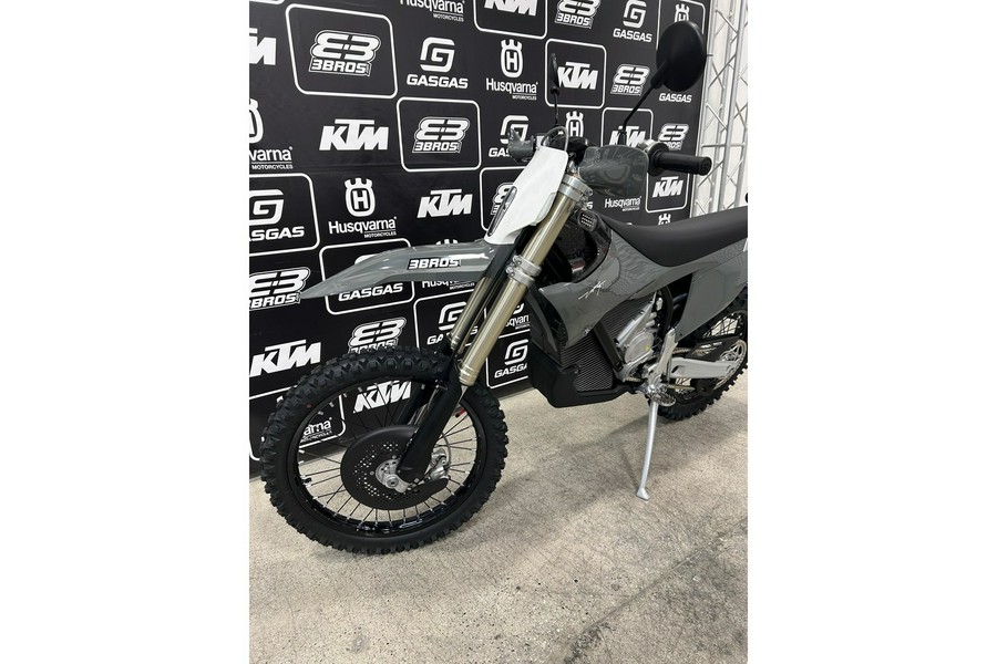 2025 Stark Future Varg EX 60 HP