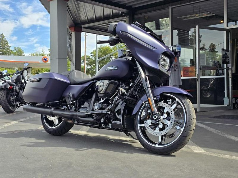 2025 Harley-Davidson® FLHX - Street Glide®