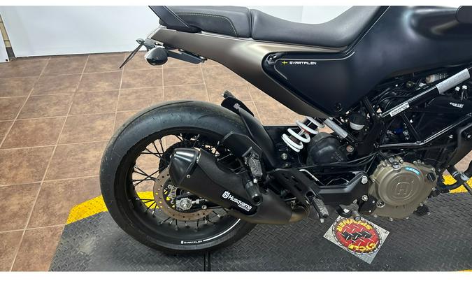 2023 Husqvarna Motorcycles SVARTPILEN 401