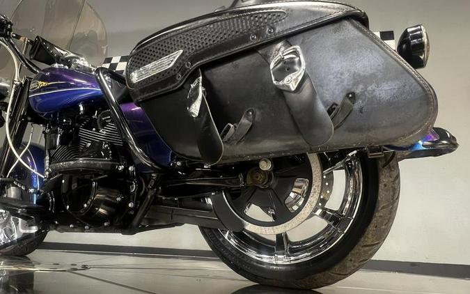 2009 Harley-Davidson® FLHRC - Road King® Classic